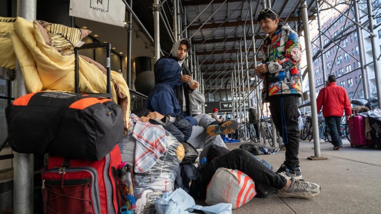 Aumenta la presión migratoria: Estados Unidos expulsa a casi 600.000 extranjeros en 10 meses
