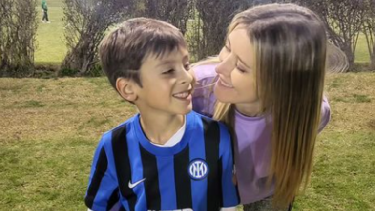 La emotiva promesa de Carla Jara a su hijo tras separación con Francisco Kaminski