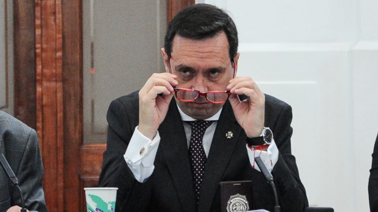 Nuevo director de la PDI cuestionó a Sergio Muñoz por filtraciones y descartó por ahora más sumarios