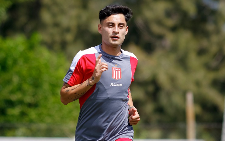 La radical decisión que Estudiantes toma con Javier Altamirano para la Copa Libertadores