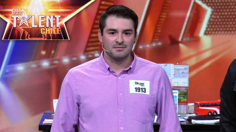 Carlos Ulloa | Busólogo | Casting