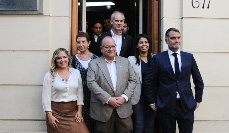 Chile Vamos inscribió primarias para alcaldes y gobernadores: 