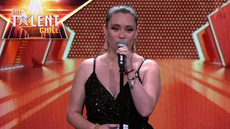 Mariela Riquelme | Cantante especializada en música romántica | Casting