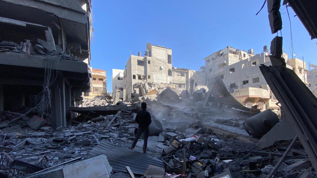 Ataques de Israel en Gaza dejan al menos 54 muertos y 100 heridos en ...