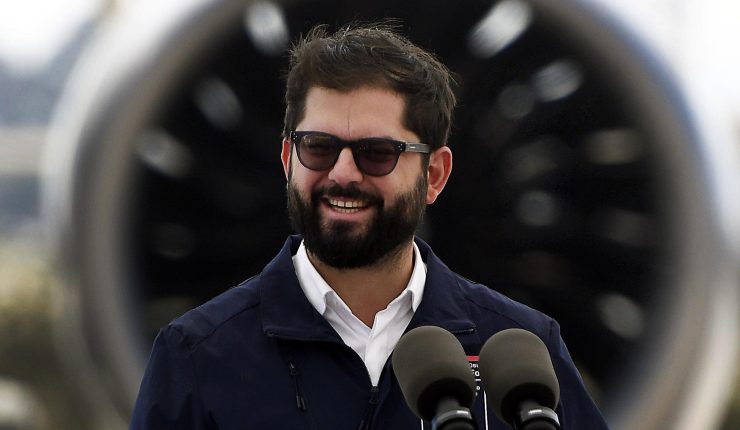 Gabriel Boric confesó que desea escribir un libro de ficción al dejar la presidencia