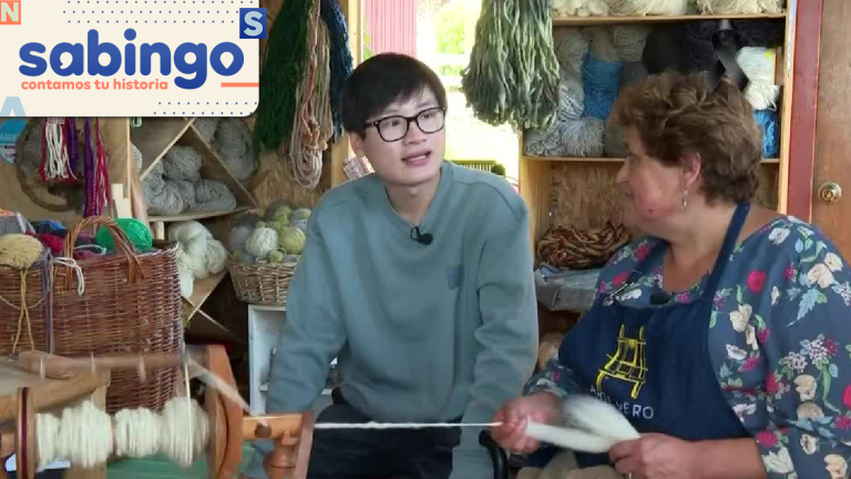 Yuhui trabajó procesando lana en Lago Ranco | En tus zapatos | Sabingo