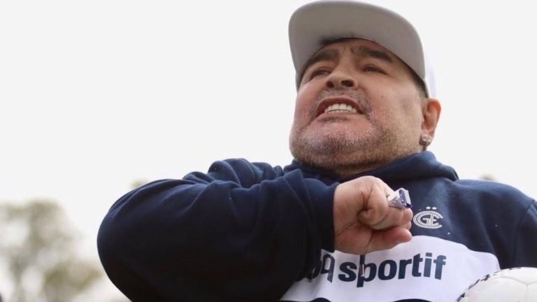 Causa de muerte de Diego Maradona podría sufrir vuelco tras nuevo peritaje: Descartaría tesis inicial
