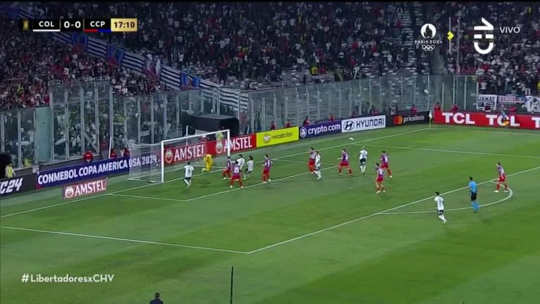¡Lo tuvo Colo Colo! Centro de Gil casi termina en autogol y la apertura de la cuenta