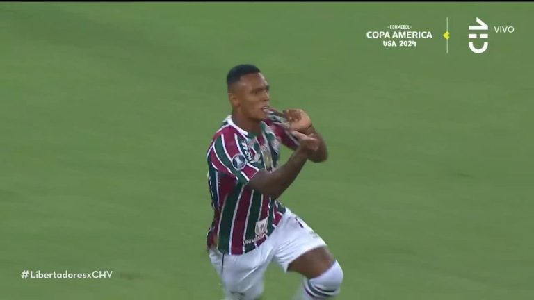 ¡Lo pierde Colo Colo! Marquinhos abrió la cuenta para el Fluminense con tremendo golazo