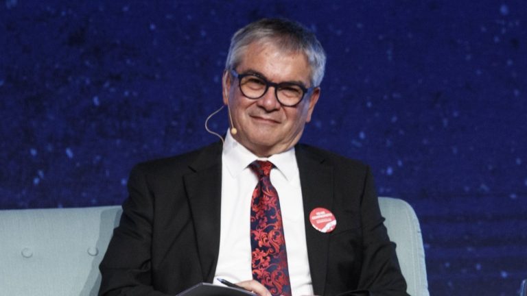 Gobierno aumentará subsidio habitacional de clase media para la compra de 5 mil viviendas