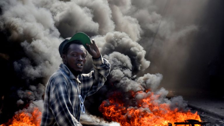 Reportan que el Palacio Nacional de Haití se encuentra bajo asedio de bandas armadas