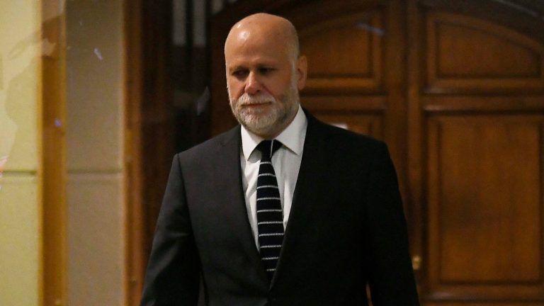 Ministro Elizalde niega haber ofrecido a Gaspar Rivas la vicepresidencia de la Cámara