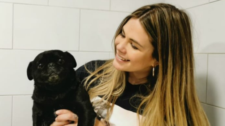 Laura Prieto lanzó dura crítica en medio de dolor por muerte de su perrita: “Es desgarrador”