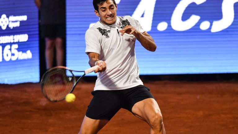 Sigue avanzando en Múnich: Cristián Garín derrotó a Alex Michelsen