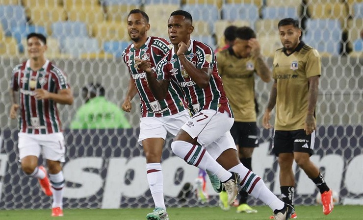 Colo Colo luchó y peleó, pero se quedó con las manos vacías ante Fluminense por la Libertadores