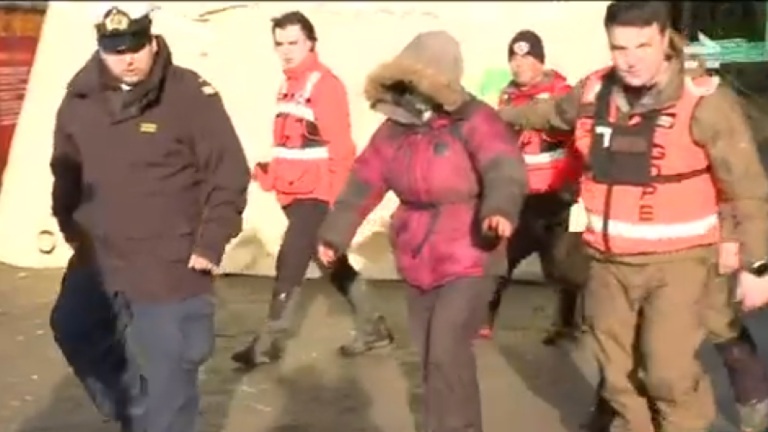 Hallaron con vida a Jasna Oyarzún en Punta Arenas: Fue encontrada junto a su perro