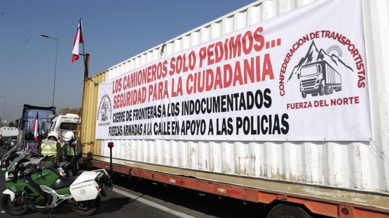 Camioneros bloquearon rutas del norte y exigieron la expulsión de extranjeros con antecedentes