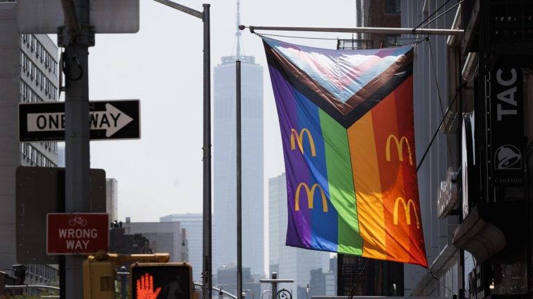 Mes del Orgullo LGBTQIA+: New York refuerza seguridad ante alerta terrorista