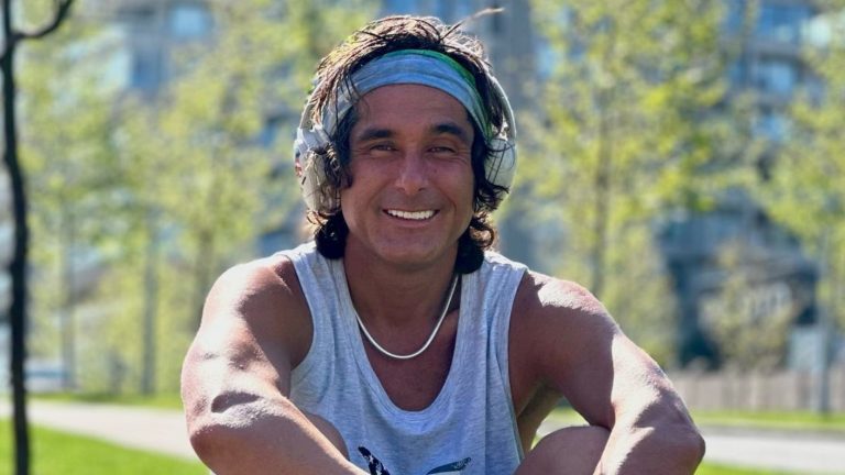 Hermana de Claudio Iturra se despidió con conmovedor mensaje: “Pasó de la mejor manera”