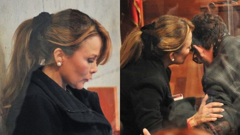 Cathy Barriga rompió en llanto durante revisión de cautelares: Seguirá con arresto domiciliario