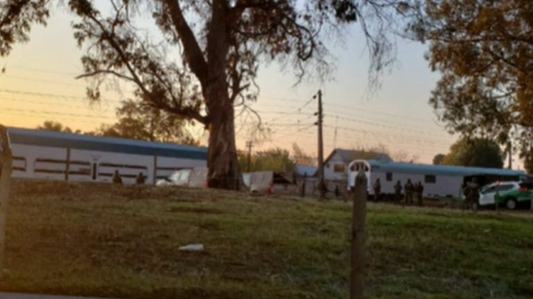 Tren Santiago-Temuco se descarrila en viaje inaugural: Llevaba 250 pasajeros