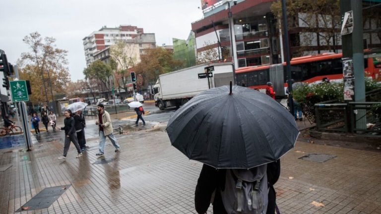 Aviso de nevadas para varias regiones: Revisa dónde y cuándo caerá la nieve acá
