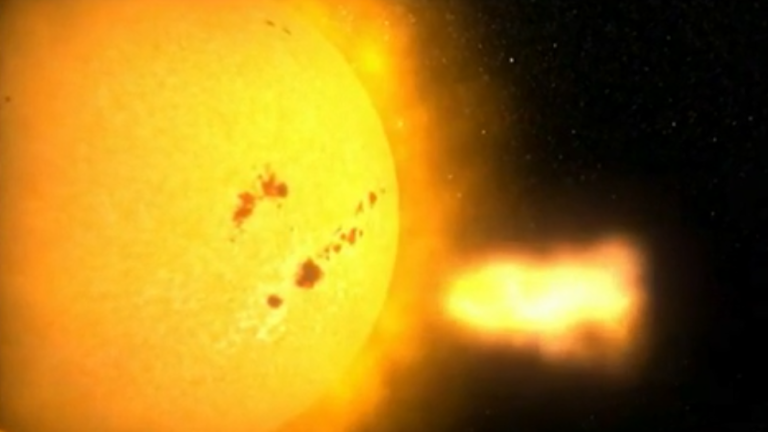 Tormenta solar categoría extrema azota a esta hora a la Tierra: ¿Cuáles podrían ser sus efectos?