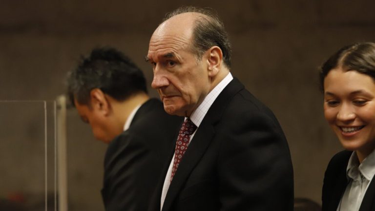 General (r) Fuente-Alba fue absuelto de los cargos por lavado de activos de manera unánime