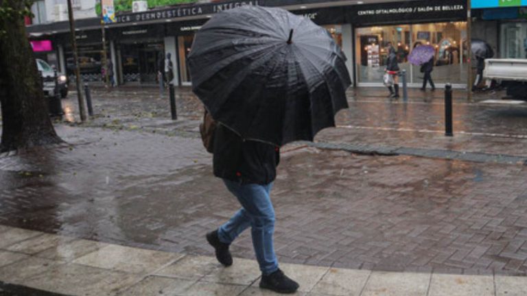 Ciclón extratropical y río atmosférico de categoría 4: ¿En qué regiones de Chile aterrizaría primero?