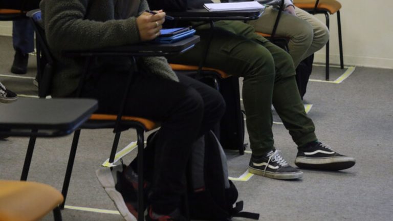 Sistema frontal: ¿Se suspenderán las clases en universidades por lluvias?