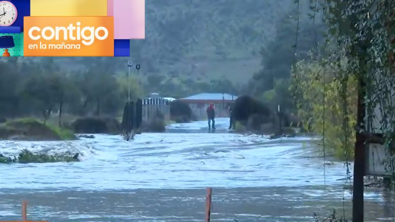 Advierten corriente invertida: 50 familias aisladas en Curacaví por crecida del estero Pangue