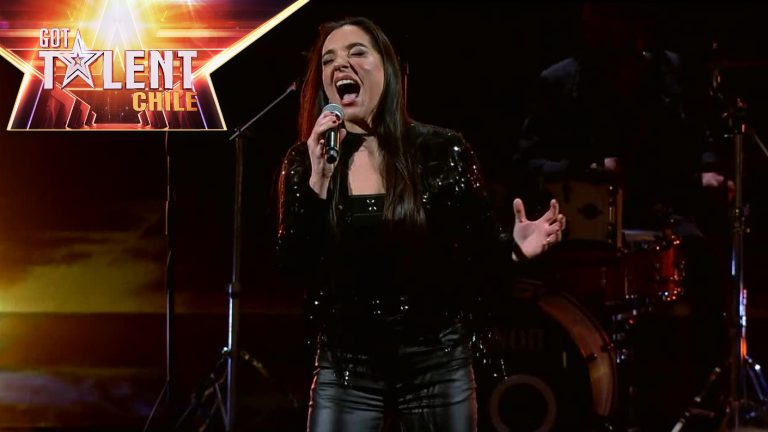 Carolina Meneses | Cantante | Cuartos de final