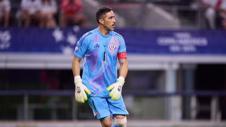 No hubo “calma” y “muy precipitados”: El análisis de Claudio Bravo tras debut de Chile en Copa América