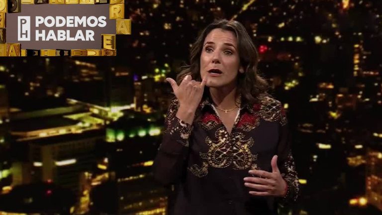 Julia Vial vivió bochornosa situación mientras hacía un live: Se le cayó una pieza dental