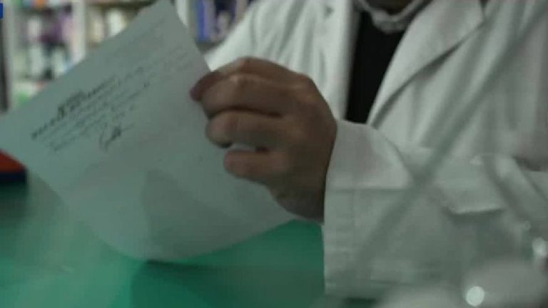 Reportaje a Fondo | Farmacias en alerta por mafias que falsifican recetas