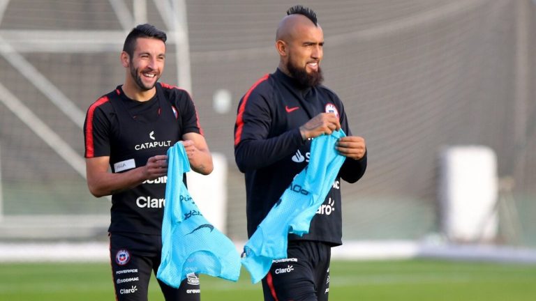 La respuesta de Arturo Vidal por posible llegada de Mauricio Isla a Colo Colo: “Que lleguen los mejores”