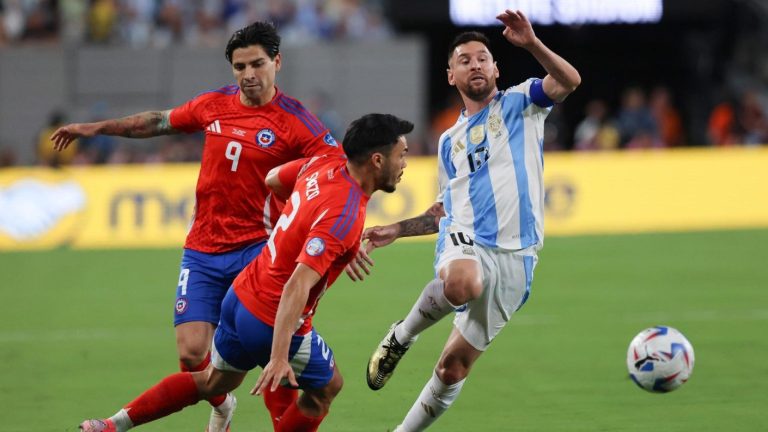 Chile dio dura batalla, pero cayó ante Argentina en un polémico partido por la Copa América