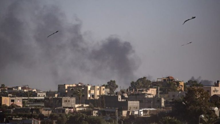 Ataques israelíes no cesan en la Franja de Gaza: Más de 37 mil muertos y 80 mil personas heridas