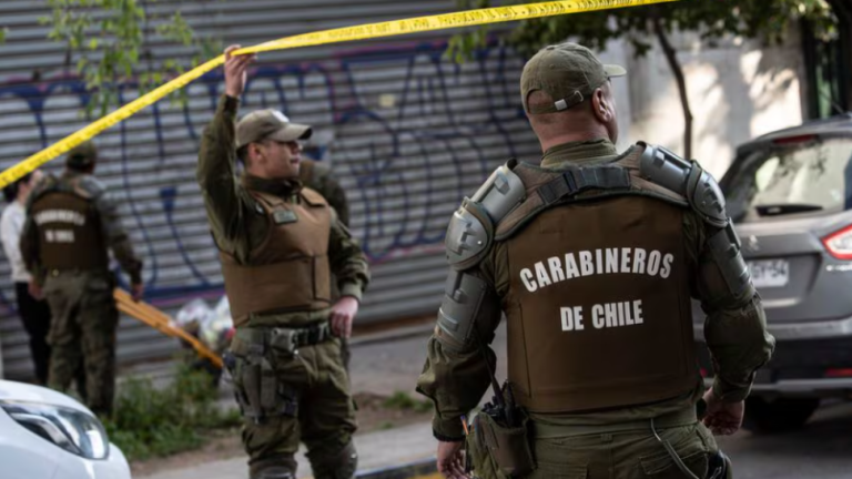 490 detenidos en 8 horas: Carabineros reforzó patrullajes preventivos a nivel nacional