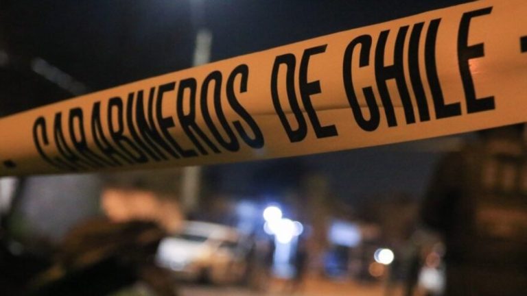 Conductor fue detenido tras frustrar robo de su vehículo con arma de fuego en Maipú