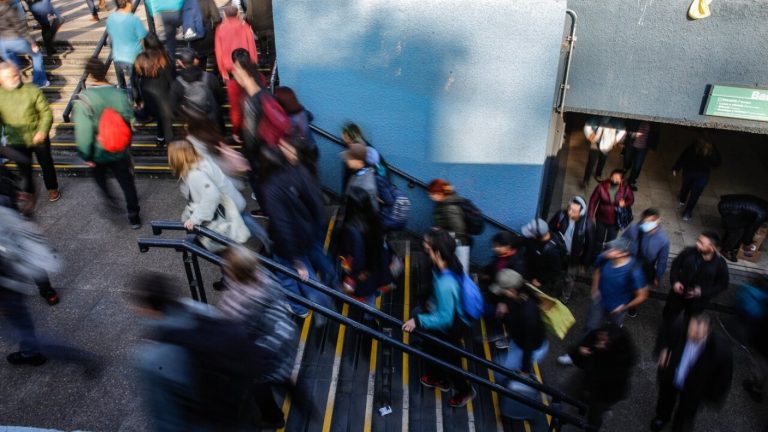 Falla técnica en L2 y L6 del Metro de Santiago: ¿Qué estaciones están disponibles?