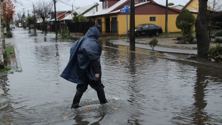 MINUTO A MINUTO | Se acaba un sistema frontal y llega otro: Anuncian intensas lluvias para el fin de semana