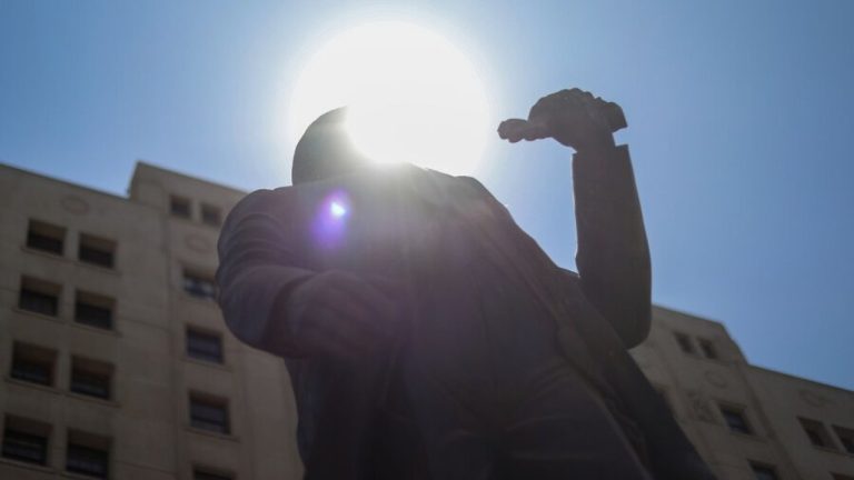 Temperaturas sobre 20°: Hasta cuándo se extenderá el “calor” en la Región Metropolitana