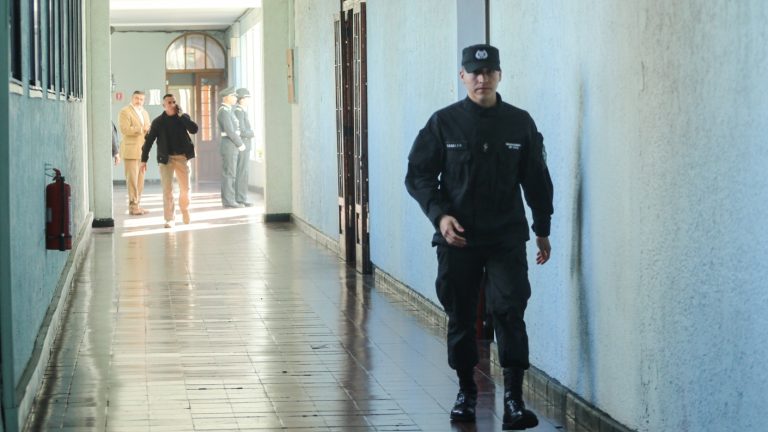 Reportan fuga de cinco internos desde recinto semiabierto de Gendarmería en Valparaíso