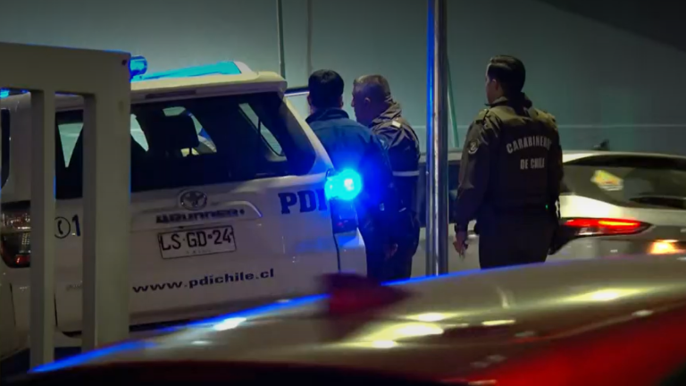 Conductor llegó baleado a ex Posta Central tras violento asalto en sector Rondizzoni