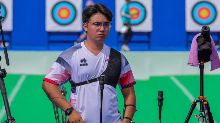 Andrés Gallardo dio dura batalla, pero no pudo ante el campeón olímpico en tiro con arco