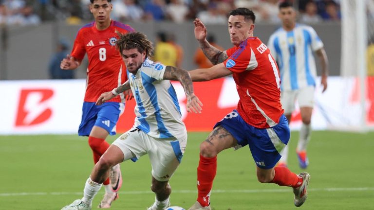 De un expulsado a la omisión del VAR: Las 5 polémicas del paso de Chile por la Copa América