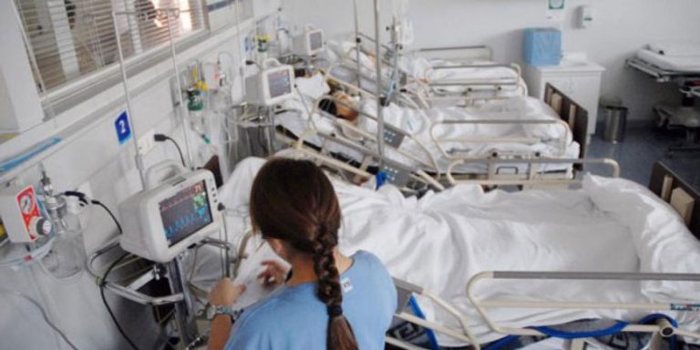 Niña de 14 años fue internada grave por feto de 9 meses muerto en su vientre en Iquique