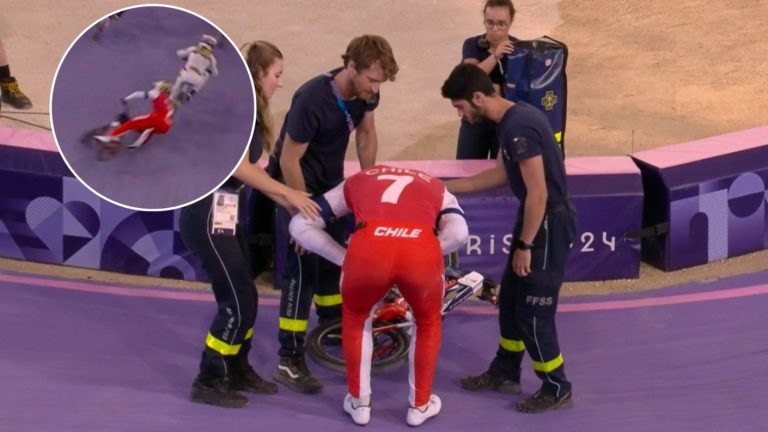 Impactante: Mauricio Molina sufrió brutal caída en semifinales del BMX Racing olímpico