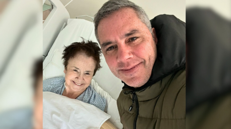 “Estuviste a minutos de dejarnos”: José Miguel Viñuela reveló grave episodio de salud de su madre